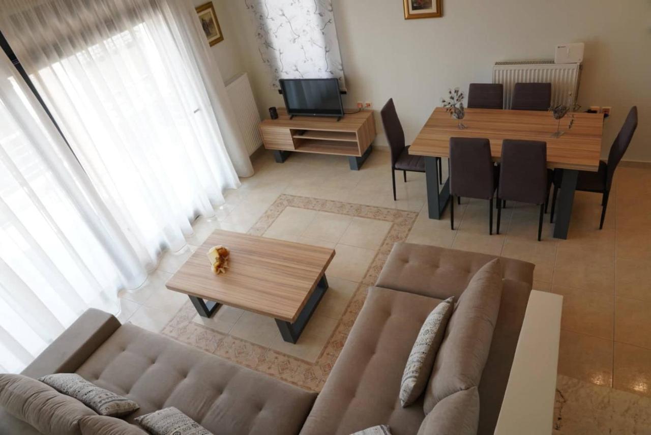 Venetia Luxury Villa Nea Iraklitsa Exterior photo